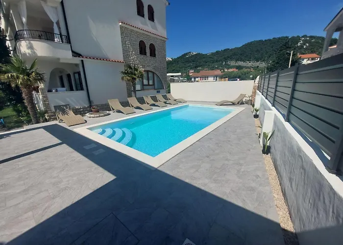 아파트 Gemuetliche Fuer Familien Mit Terrasse By Interhome *