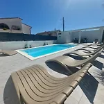 Gemuetliche Fuer Familien Mit Terrasse By Interhome Apartament