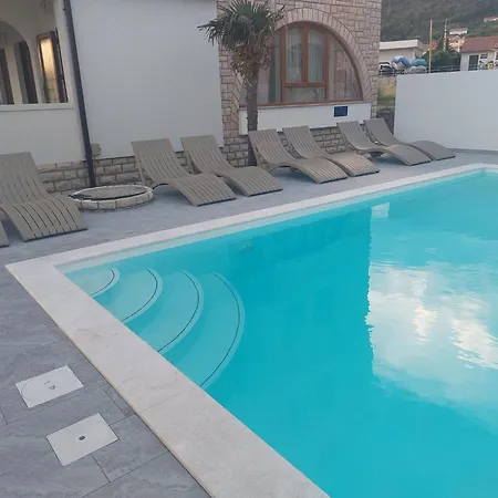 公寓 Gemuetliche Fuer Familien Mit Terrasse By Interhome Barbat na Rabu