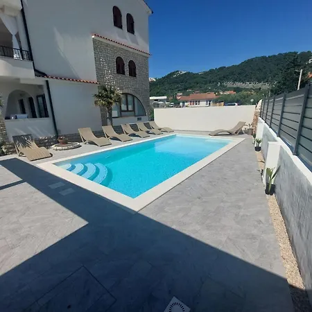 公寓 Gemuetliche Fuer Familien Mit Terrasse By Interhome *